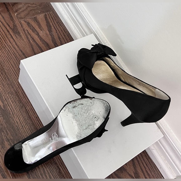 Browns high heels - Picture 3 of 4